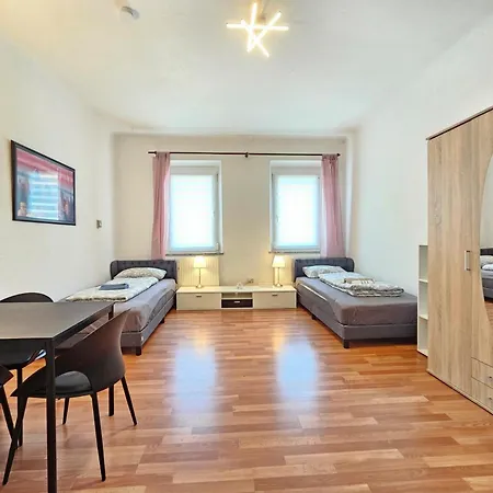 Wohnreich Zentral - In 3og - In 3er Wg Pansiyon *