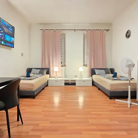 Wohnreich Zentral - In 3og - In 3er Wg Pansiyon *